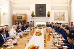 苏林总书记与纳伦德拉·莫迪总理举行会谈。图自越通社