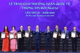 范明政总理：向世界展现真实、多彩的越南