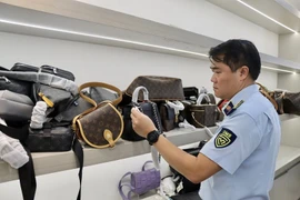 越南工贸部国内市场管理和发展局业务处处长陈越雄。图自越南工贸部