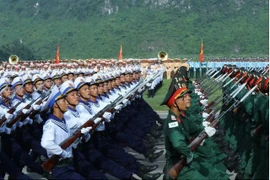 各力量为9·2国庆阅兵游行活动演练。图自越通社