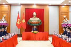 越共中央总书记苏林同韩国总统李在明通电话。图自越通社