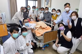 被诊断患有急性B淋巴细胞白血病的一名12岁女孩，近日由胡志明市输血—血液学医院的医生首次成功采用CAR-T免疫细胞疗法进行治疗。图自胡志明市输血及血液学医院