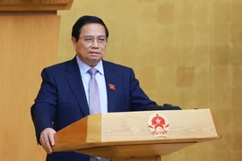 越南政府总理范明政举行2025年4月政府例行会议