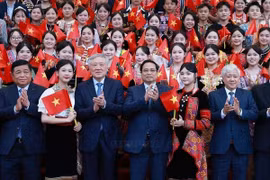 范明政总理：消除临时住房和危旧房的任务是体现党心所向、民心所盼的特殊工程