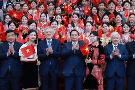 范明政总理：消除临时住房和危旧房的任务是体现党心所向、民心所盼的特殊工程