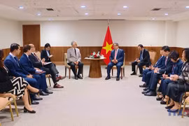 范明政总理会见巴西多家经济集团和工商协会领导人