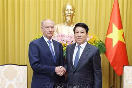 越南国家主席梁强会见俄总统助理、海事委员会主席尼古拉·帕特鲁舍夫。图自越通社