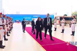 国际代表团对《河内公约》签署仪式印象深刻