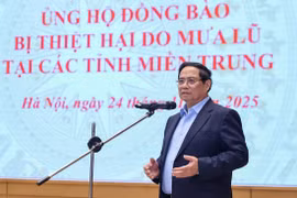 越南政府总理范明政发表讲话。图自越通社