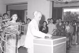 胡志明主席——特殊选民、模范国会代表