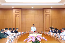 总结20年实践经验 部署新阶段反腐败反浪费重点任务