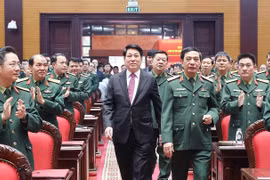 越南国家主席梁强出席全军军政会议。图自越通社