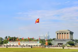 胡志明主席陵与英雄烈士纪念碑自6月2日起暂停参瞻接待活动