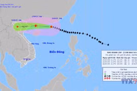 超强台风桦加沙逼近北部湾 海陆均将受严重影响