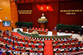 越共中央总书记苏林在越南共产党第十三届中央委员会第十三次全体会议闭幕式上发表讲话。图自越通社