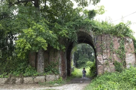 富寿省高阳乡“莫朝古城”地名之谜