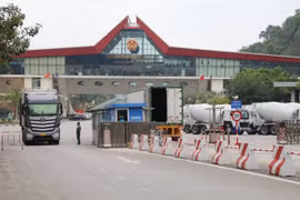经谅山省各口岸的货物进出口额创下新纪录