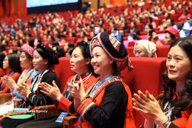 出席越南妇女第十四次全国代表大会代表。图自越通社
