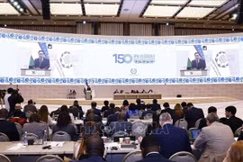 越南国会主席陈青敏在第150届各国议会联盟大会全体会议上发表讲话。图自越通社
