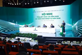 越南政府总理范明政发表讲话。图自越通社