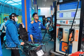河内成品油市场在3月5日调价后运行稳定。图自越通社