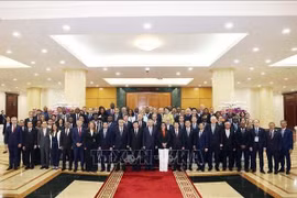 苏林总书记会见出席《河内公约》开放签署仪式的各国代表团团长