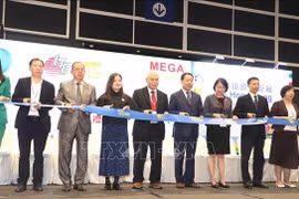 第39届中国香港国际旅游展开幕式。图自越通社