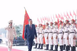 创新工作方法，在任何情况下主动保障安全