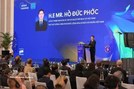 越南政府副总理胡德福在会上发表讲话。图自越通社