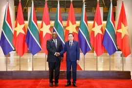 国会主席陈青敏会见南非总统拉马福萨