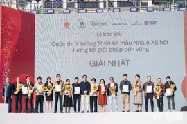 “保障性住房样板设计创意——迈向可持续解决方案”竞赛颁奖仪式。图自qdnd.vn