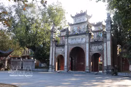 来北宁省探索国家级历史文化遗迹——同骑亭