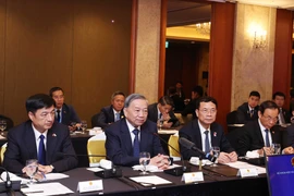 越共中央总书记苏林出席越南-韩国科技座谈会。图自越通社