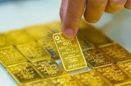 10月29日上午越南国内每两金条卖出价挂牌在1.469亿越盾。图自互联网