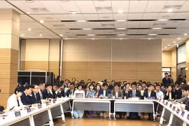会议场景。图自越通社