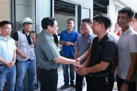 越南政府总理范明政赴顺化市调研