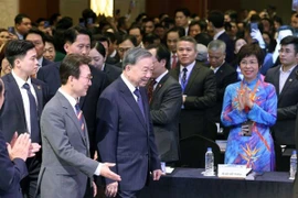 越共中央总书记苏林出席越韩经济论坛
