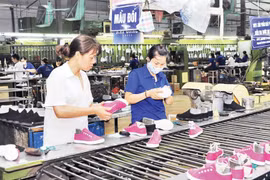 “遏制”出口下滑势头。图自互联网