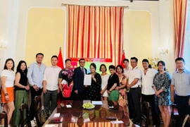 越南旅奥侨胞联络委员会正式成立。图自nhandan.vn