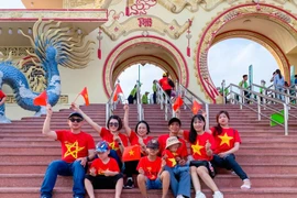 九·二国庆假期各地景点迎来旅游热潮。图自越通社