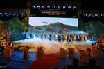 越南国会副主席汪周刘出席河江省黄苏肥县“走遍梯田遗产”文化周开幕式