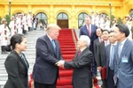 越共中央总书记、国家主席阮富仲与美国总统特朗普会谈