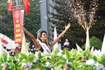 邦美蜀市热闹非凡的街头艺术节（组图）
