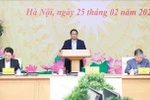 政府总理范明政：办理行政手续时无需携带居住证