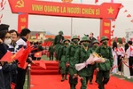 全国各地举行新兵入伍欢送仪式 成千上万新兵满腔热血奔赴军营