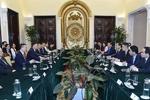 越南外交部长裴青山会见中国广西壮族自治区党委书记刘宁