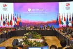 AMM-56会议：外交部长裴青山出席EAS和东盟-美国PMC会议