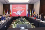 越南国会主席王廷惠会见泰国国会主席汪穆罕默德