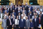 越南国家主席阮春福会见国际著名科学家