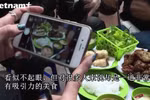 沙蚕煎饼——首都河内独具一格的美食